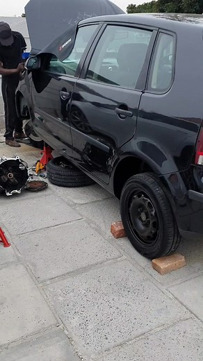VW Polo Clutch Plate Replacement and Gearbox Inspection