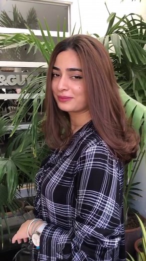 The perfect balance between short and long, the long bob (lob) haircut is a versatile and effortlessly stylish haircut to opt for a fresh and trendy hairstyle that frames your face beautifully.” To book an appointment, click the link in our bio or give us a call on the below mentioned numbers 📲✨. -TONI&GUY Flagship Salon 021-35860903 , 021-35831427 -TONI&GUY Tipu Sultan Branch 021-34550730 , 021-34550731 -TONI&GUY Bukhari Branch 021-35345543, 021- 35345544 -Essensuals by TONI&GUY at Dolmen Mall