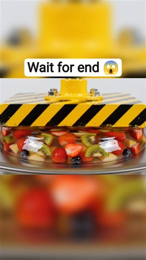 “Pearl milk jelly, crystal pyramid & rainbow ribbons… this crush is PURE JELLY MAGIC! 🤯💥”