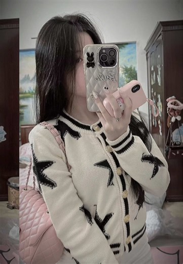 Áo Cardigan Nam: Phong Cách Thời Trang Nam Đầy Cuốn Hút