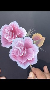 Crafting a stunning cabbage rose flower painting that bursts with color and beauty. 🌹🎨 Let this mesmerizing process inspire your own artistic journey! Tag your friends who love to see artistic #CabbageRose #FlowerPainting #ArtisticProcess #ColorfulCreations #ArtInspiration #ArtisticJourney #PaintingProcess #CreativeExpression #ArtLovers #ArtCommunity | Varsha Patel