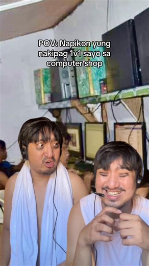 Napikon sa Computer Shop: 1v1 na Laban