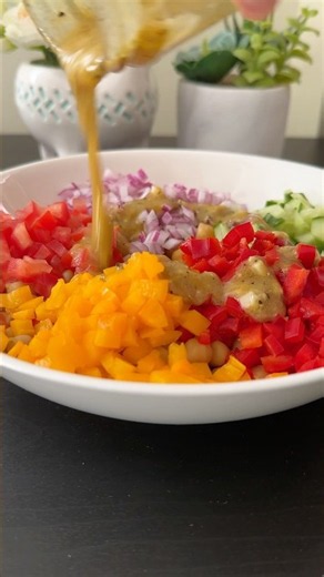 Easy & Healthy Chickpea Salad Recipe 🥗