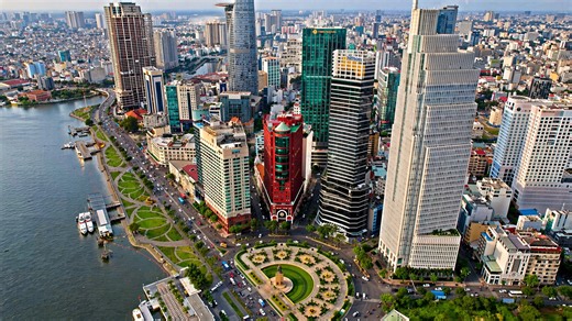 Why are these skyscrapers built along the river like this?