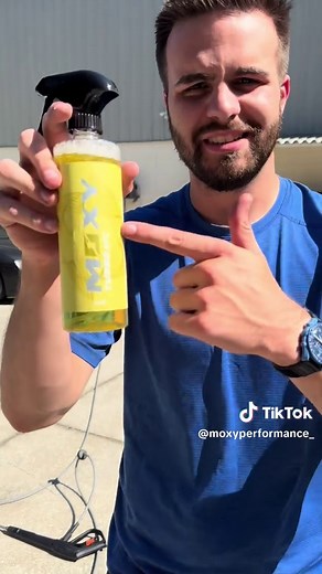 Effective Headlight Restoration with Moxy Turbo APC