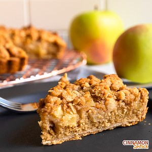 Apple Oatmeal Crumb Tarts