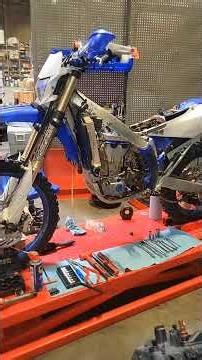 2019 yamaha WR450F engine rebuild & new emgine cases! #mechanic #motorcycle