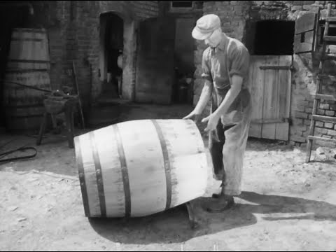 Handcrafted Barrel Cooper’s Historic Art!