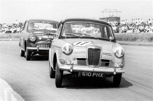 When racing got real: The nail-biting early days of British touring cars | Autocar