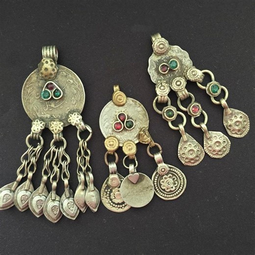 Vintage Kuchi Coin Pendants: Set of 3 Tribal Amulets With Glass Beads - Etsy UK