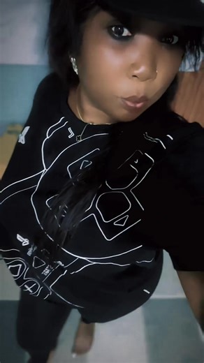 FLORE DE L'OR (@flore2lor)’s videos with Big Mama Remix - KDS🥀