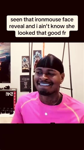 ironmouse accidentally opens face cam | ironmouse face reveal