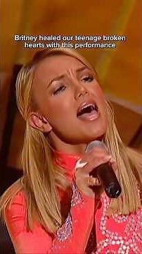 Britney performs “From The Bottom of My Broken Heart” at the 42nd Grammy Awards 🩷 #grammys #pop