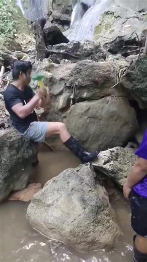 Treasure cover sa malaking bato na may X sign marker! | Treasure sign and symbols