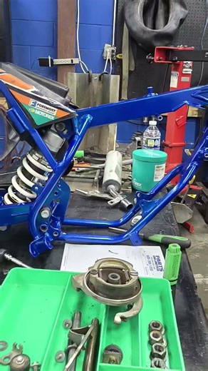 completely rebuilding a Ktm 50Sx stay tuned for updates#ktm#dirtbike#rebuild#50cc#pitbike#motorsport