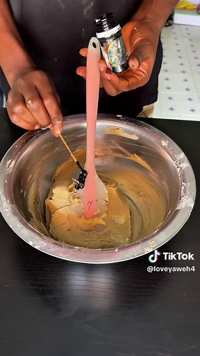 Beginner Buttercream Icing Tips for Bakers