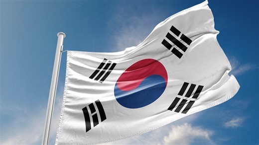 KT, LG Uplus make hay as SKT suffers