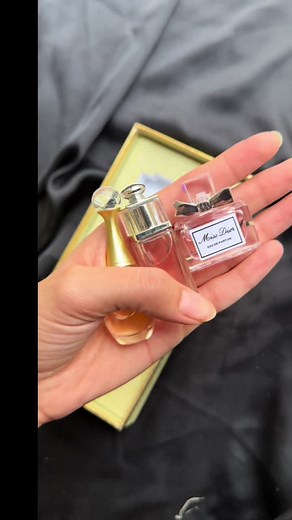 Exploring Luxury Perfume Bottles and Fragrance Options