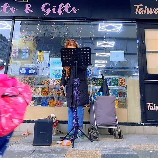 1.7K views · 22 reactions | Tuesday busking Jessie J new song - I’ll never know why what a song  loved singing this #steviejaysings #plymouthbusker #plymouthsinger | StevieJay_Sings | Facebook