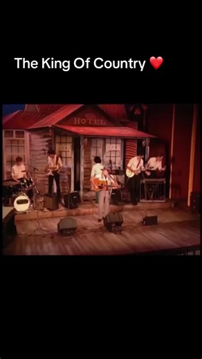 Slim Dusty: A Journey Through Classic Country Music