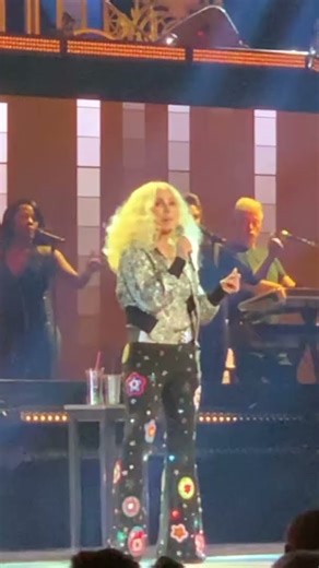 CHER's SOS shoutout to Abba! #cher #diva #concert #liveconcertvault