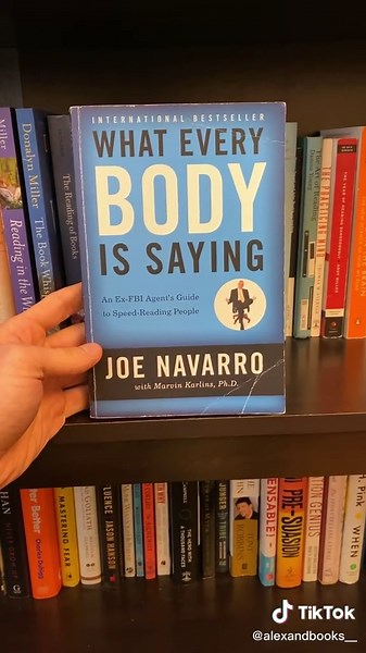 Alex & Books on TikTok