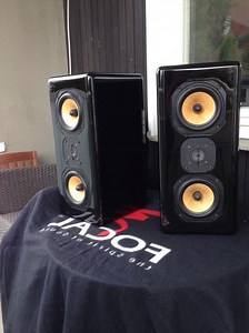 Focal JM Lab Point source 5.1, par, visoki sijaj črni