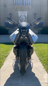 23K views · 399 reactions | @vyrus_alyen_ shares new videos with me each time @vyrus_motorcycle completes another bike or has something interesting come up for sale. I’m really not sure what to think about the VYrus 988 Alyen. Just so crazy looking! This one is also special in that it’s bike #01! Gotta admit, they definitely design “outside of the box!” Thanks for sharing!#iconicmotorbikes @bikeurious #vyrusmotorcycles #vyrus #vyrus988alyen #988alyen | Iconic Motorbikes | Facebook