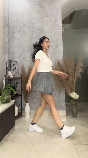 Basic Shuffle Dance Step Tutorial#shufflesteps #shuffle #shufflemoves #shuffledance #shufflemusic