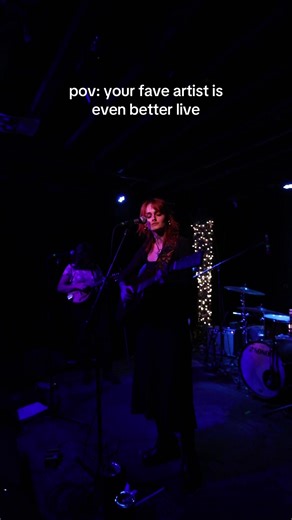 From Jess Woodland’s ep release show in Nashville! She filled the room with emotion and energy 🖤 @justjesswoodland