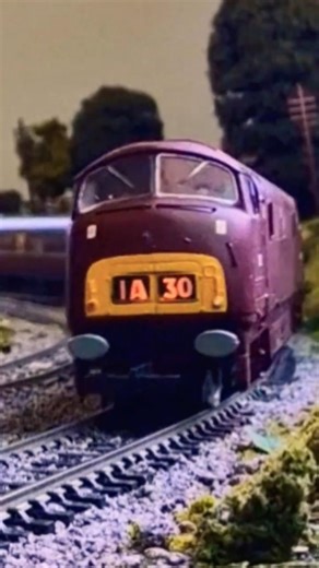 BR Warship Class D823 Hermes running in action. #hornbyrailways #modeltrains