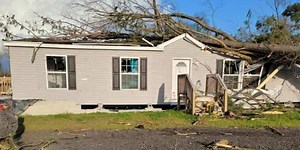 Deadly tornado topples trees, damages homes in Delaware