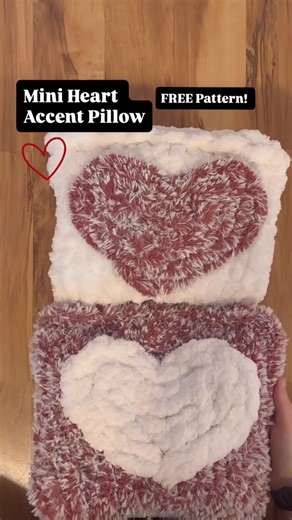Seaside Stuffies | ❤️Mini Heart Accent Pillow❤️FREE Pattern! ❤️ This pillow may be small but it is the perfect way to share your love! If you decide to make... | Instagram