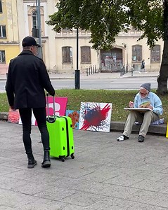 103K views · 360 reactions | Artist’s Reaction to Surprise Says It All | Lady Panda | Facebook