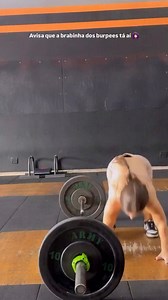 Burpees | Vithória Papel