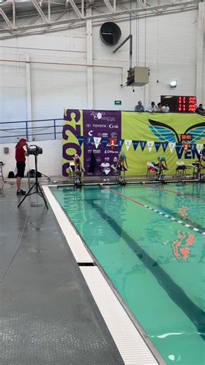 🏊‍♀️ ¡Felicidades, Mariana Chávez! 🌟 Con tan solo 10 años y apenas unos meses entrenando natación, Mariana ya forma parte del equipo de 360 Training Center y acaba de vivir su gran debut en una competencia de afiliados. 💪🔥 Nos sentimos sumamente orgullosos de tu desempeño en la alberca —mostraste disciplina, entrega y mucho corazón. 💙 ¡Tienes todo el potencial para llegar muy lejos, Mariana | 360 Training Center