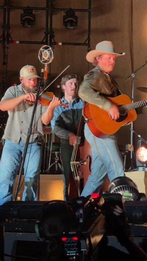 Zach Top - Freeborn Man Cover. Cold Beer & Country Music Tour Orange Beach, AL 6/12/26