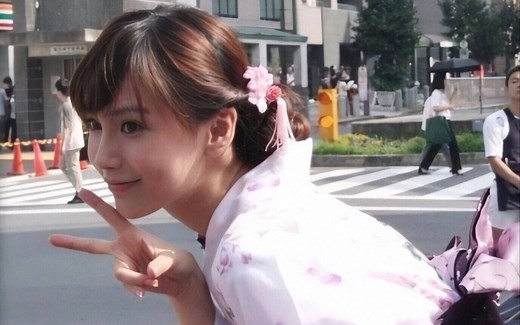 Angelababy早期穿和服游日本，甜度满分