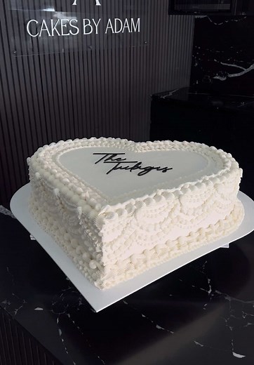 Vintage Heart Cake Tutorial | Creative Cake Decorating Ideas