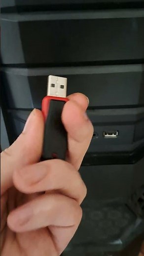Plugging a USB into a PC