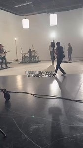 So thankful to @kellyclarkson and her crew for the support on “Can’t Lose You” on The Kelly Clarkson show... us Kell(e)y’s gotta stick together. | Charles Kelley