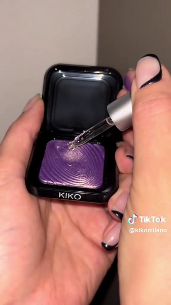 Prismatic Glow with KIKOMilano Water Eyeshadow Chrome Tech in 02 Binary Lilac