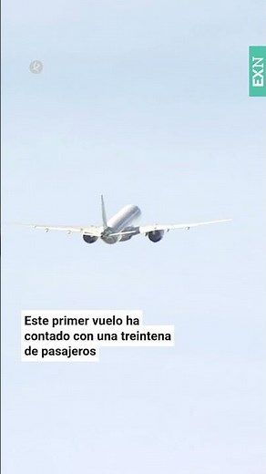 Este es el momento en el que despegaba el primer avión de la ruta Badajoz - Tenerife