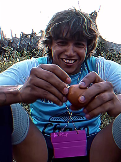 คนนี้น่าเสียดายมาก ดีกรีแชมป์ ACL 3 สมัย โรจี้ โรเจอริโอ คูติญโญ ขอยกเลิกสัญญาในปี 2017 เพราะได้รับโอกาสลงสนามเป็นตัวจริงน้อย . . . #โรจี้ #โรเจอริโอคูติญโญ #บุรีรัมย์ยูไนเต็ด #ไทยลีก #ไทยลีก2017