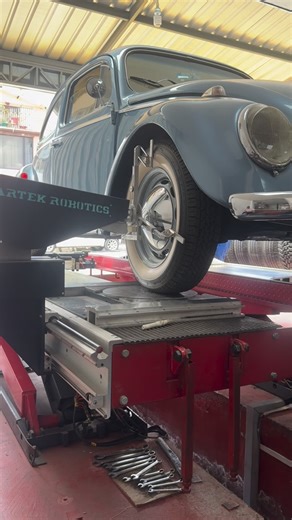 SouthMotors S.A | Precisión robótica para tu tranquilidad. 🤖📏 Deja que nuestra Cartek Robotics analice tu vehículo con tecnología de última generación. Menos... | Instagram