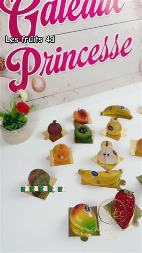Gâteaux princesse ZR on Instagram‎: "Les fruits 4d sont disponibles par commande dz🇩🇿#tlemcen #حلوياتجزائرية #gateauxalgeriens #حلويات_منزلية #gateauxtraditionnels #explore"‎