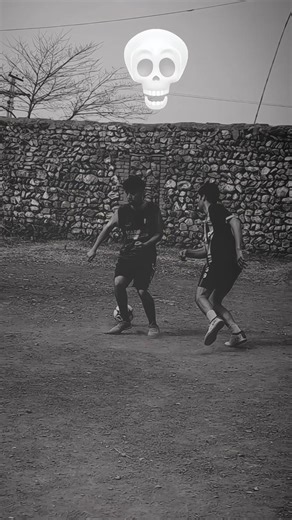 How To Do Nutmeg in Football 💀#footballedits #footballskills #tutorial #soccer #skills #viralvideo