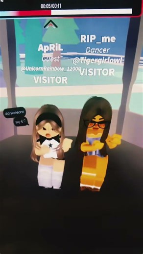 Dancing in Roblox! #roblox #viral #trending