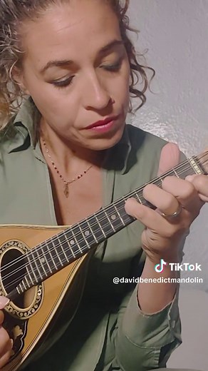 Pelagia's Song - Italian Mandolin by Laetitia Barbera