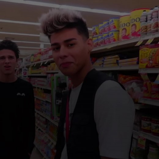 #CapCut @ampwrld @andrew.davila @lexibrookerivera Lexi kiss Andrew ❤️❤️